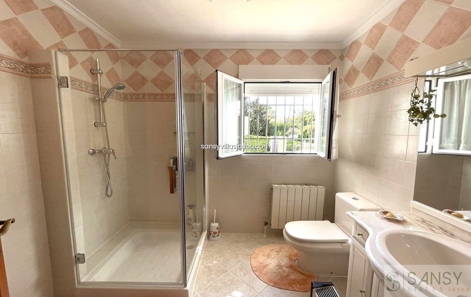 5 bedroom Villa for sale in Javea / Xabia with garage - € 1,150,000 (Ref: 9036452)