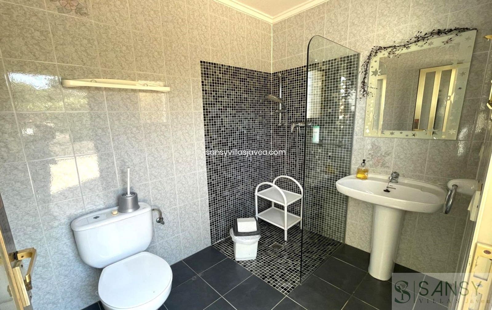 5 bedroom Villa for sale in Javea / Xabia with garage - € 1,150,000 (Ref: 9036452)