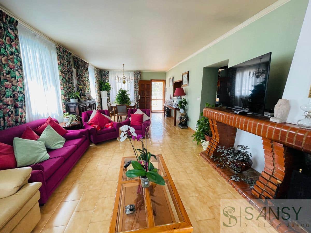 7 slaapkamer Villa te koop in Pedreguer - € 580.000 (Ref: 9041845)