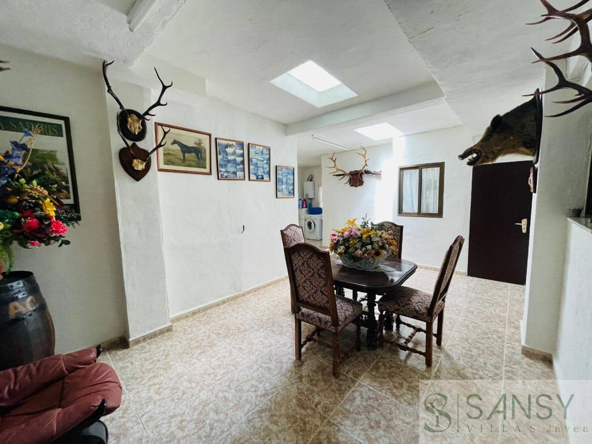 7 slaapkamer Villa te koop in Pedreguer - € 580.000 (Ref: 9041845)