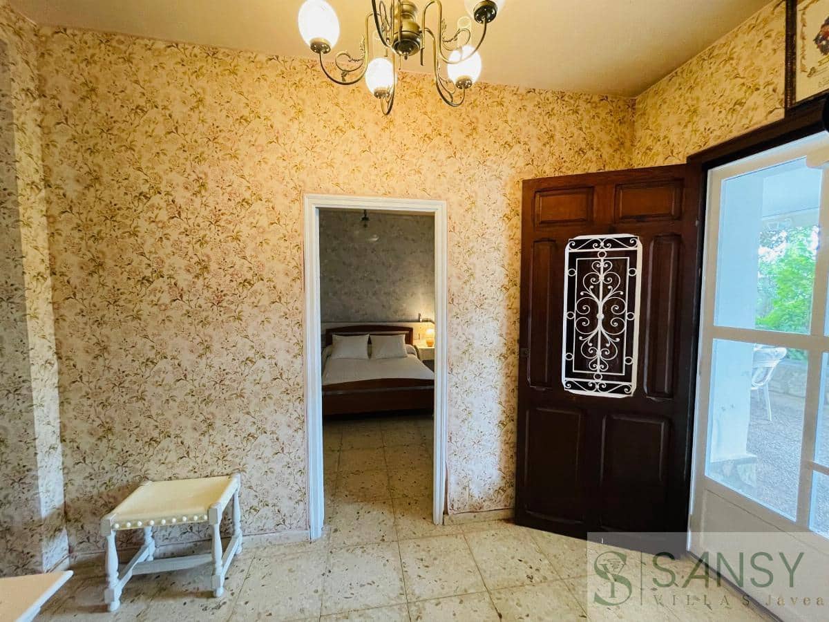 7 slaapkamer Villa te koop in Pedreguer - € 580.000 (Ref: 9041845)