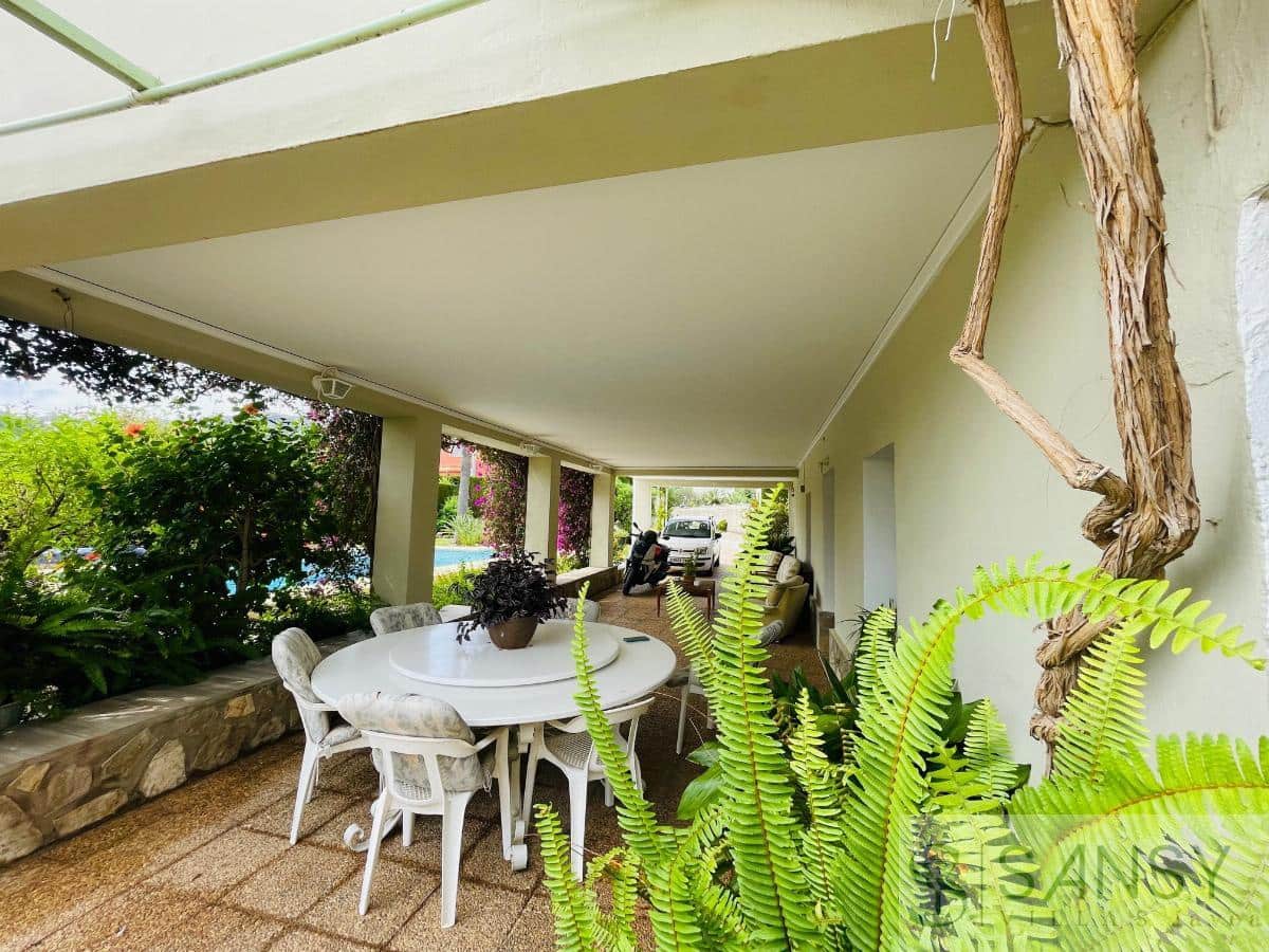 7 slaapkamer Villa te koop in Pedreguer - € 580.000 (Ref: 9041845)