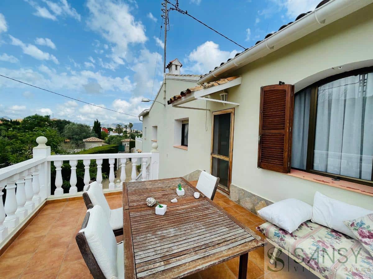 7 slaapkamer Villa te koop in Pedreguer - € 580.000 (Ref: 9041845)