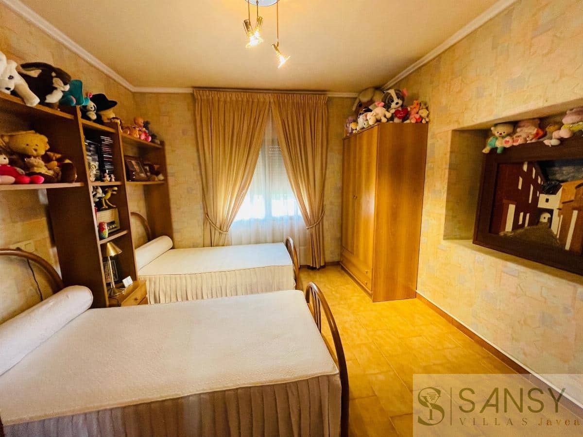 7 slaapkamer Villa te koop in Pedreguer - € 580.000 (Ref: 9041845)