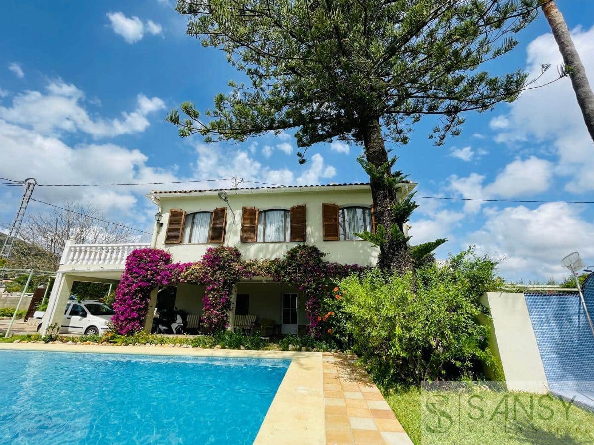 7 slaapkamer Villa te koop in Pedreguer - € 580.000 (Ref: 9041845)