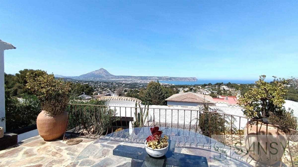 3 slaapkamer Villa te koop in Javea / Xabia met zwembad garage - € 1.250.000 (Ref: 9041847)