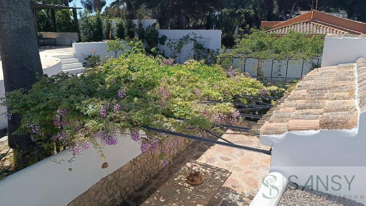 3 slaapkamer Villa te koop in Javea / Xabia met zwembad garage - € 1.250.000 (Ref: 9041847)
