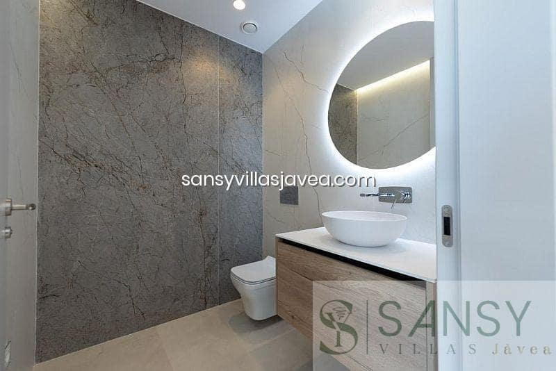 4 bedroom Apartment for sale in Benidorm - € 1,650,000 (Ref: 9041855)