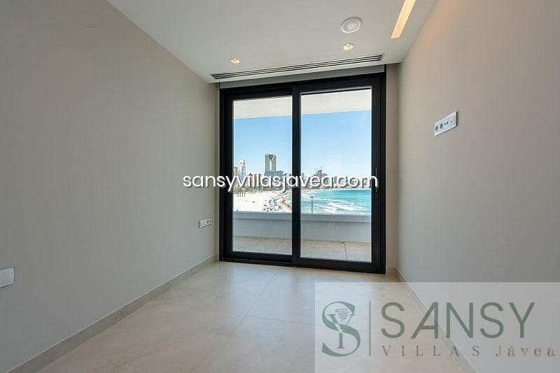 4 bedroom Apartment for sale in Benidorm - € 1,650,000 (Ref: 9041855)