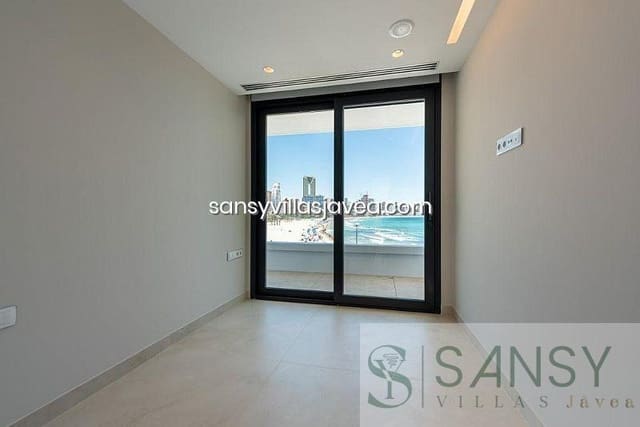 4 bedroom Apartment for sale in Playa Poniente, Benidorm - € 1,650,000 (Ref: 9041855)