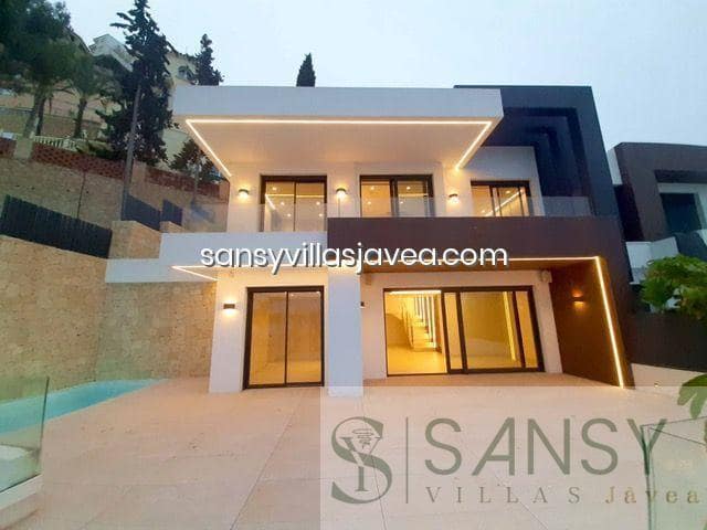 4 bedroom Apartment for sale in Playa Poniente, Benidorm - € 1,650,000 (Ref: 9041855)