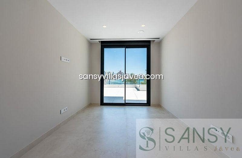 4 bedroom Apartment for sale in Benidorm - € 1,650,000 (Ref: 9041855)