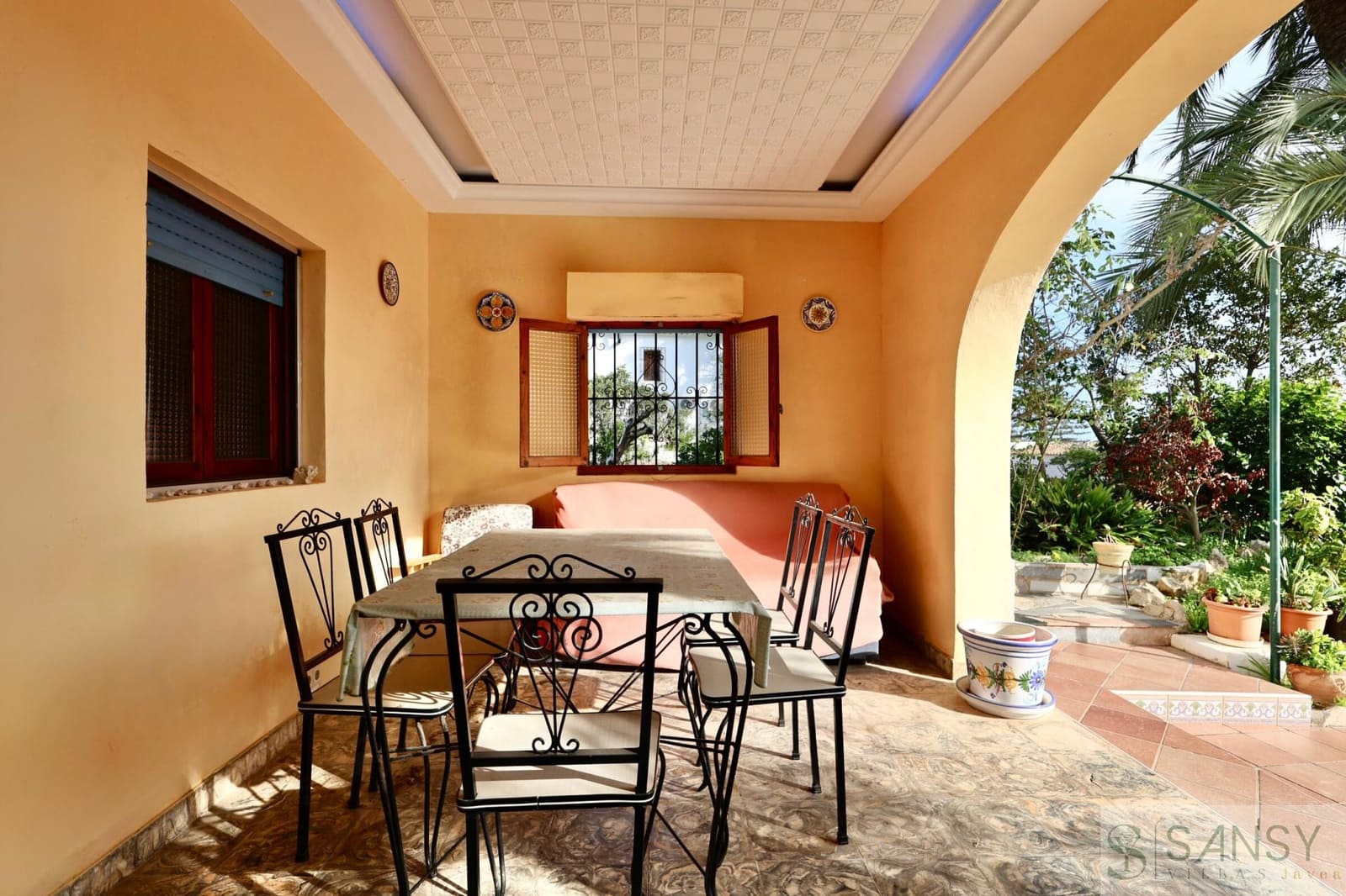 7 sovrum Villa till salu i Javea / Xabia med pool garage - 750 000 € (Ref: 9043851)