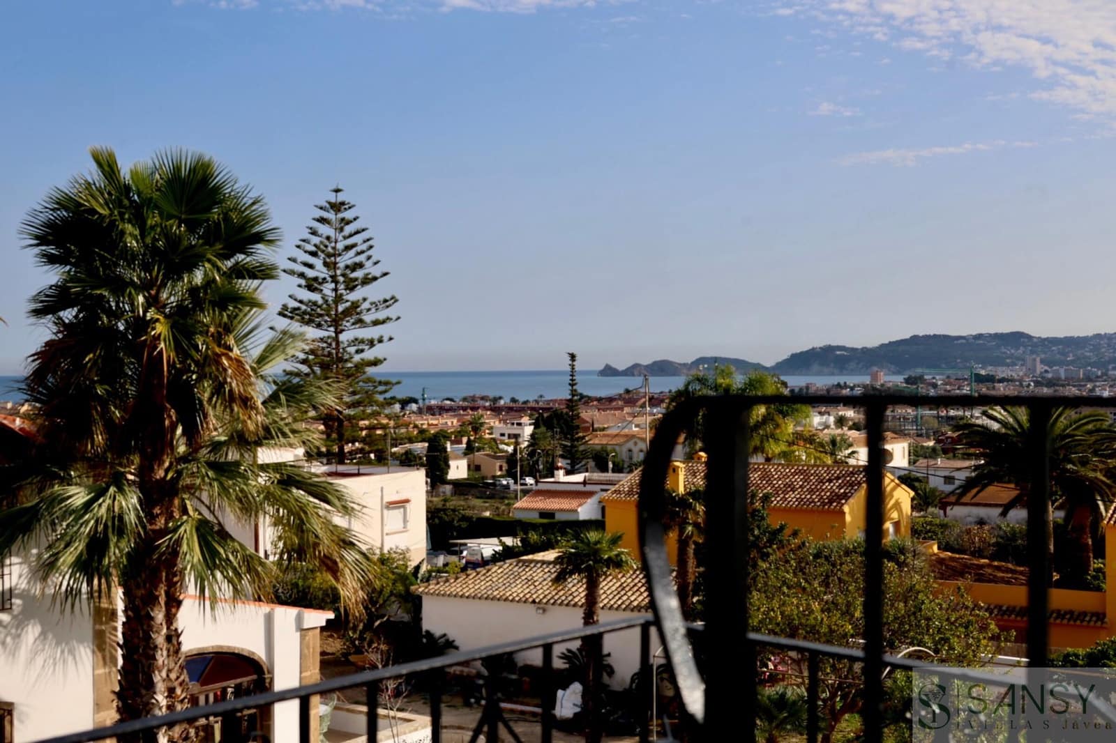 7 sovrum Villa till salu i Javea / Xabia med pool garage - 750 000 € (Ref: 9043851)