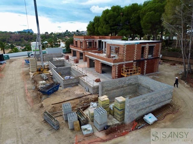 3 soveværelse Villa til salg i Casco Urbano, Teulada-Moraira med swimmingpool garage - € 1.750.000 (Ref: 9043853)