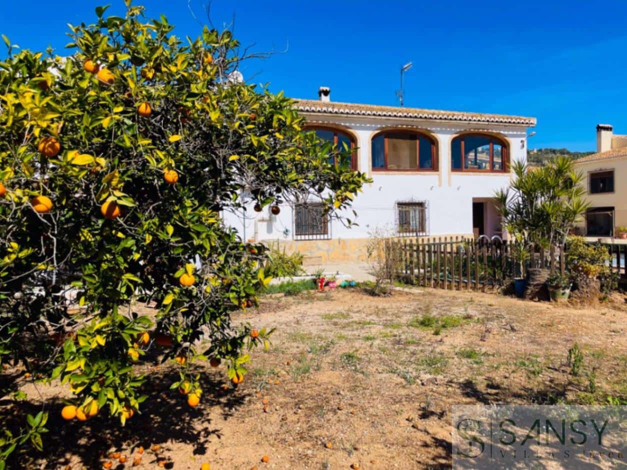 8 soveværelse Villa til salg i Javea / Xabia med swimmingpool garage - € 930.000 (Ref: 9043864)