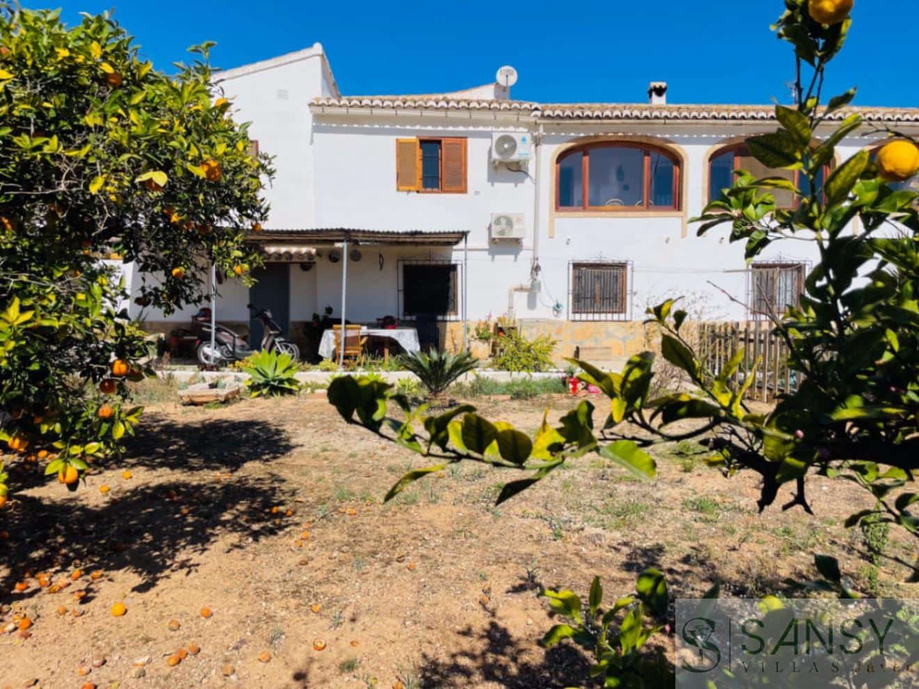 8 soveværelse Villa til salg i Javea / Xabia med swimmingpool garage - € 930.000 (Ref: 9043864)