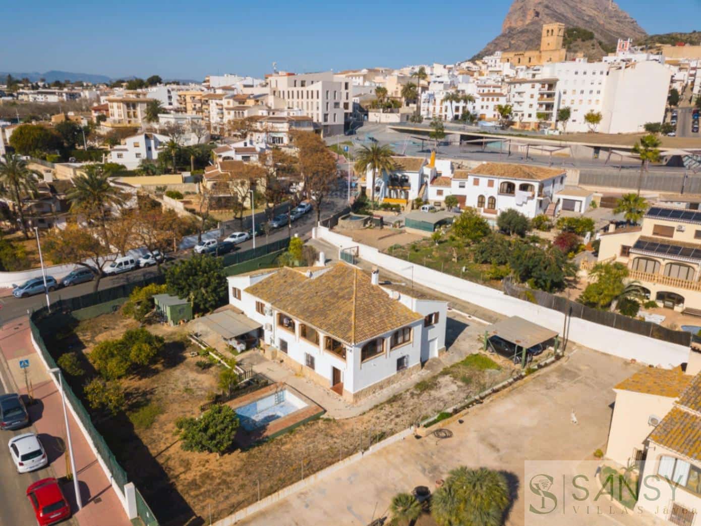 8 soveværelse Villa til salg i Javea / Xabia med swimmingpool garage - € 930.000 (Ref: 9043864)