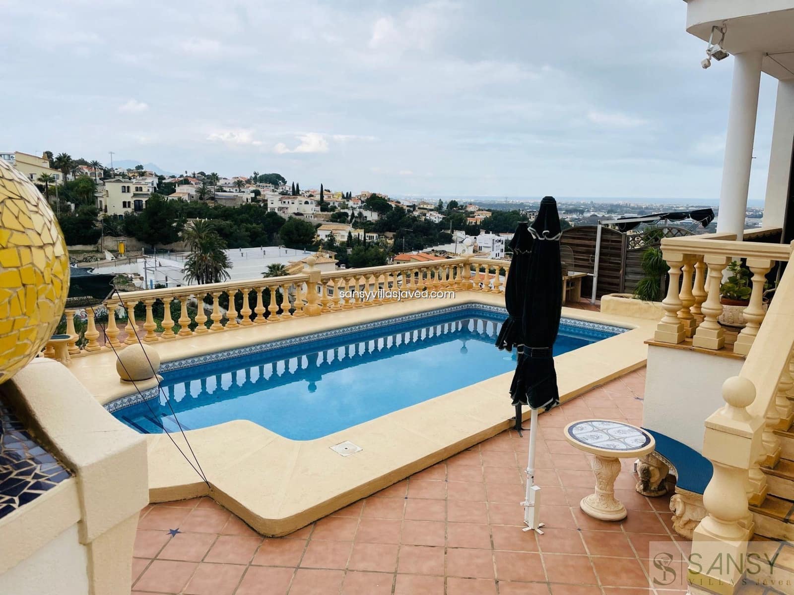 4 sypialnia Willa na sprzedaż w Denia - 565 000 € (Ref: 9043869)