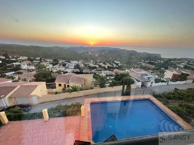 5 slaapkamer Villa te koop in Cumbre del Sol, Benitachell / Benitatxell - € 690.000 (Ref: 9043871)