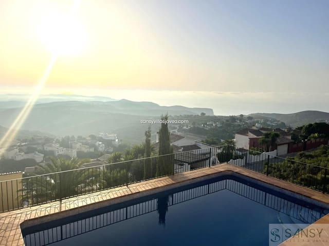 5 slaapkamer Villa te koop in Cumbre del Sol, Benitachell / Benitatxell - € 690.000 (Ref: 9043871)