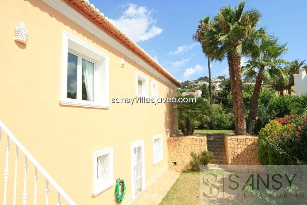 4 soverom Villa til salgs i Moraira med garasje - € 965 000 (Ref: 9043872)
