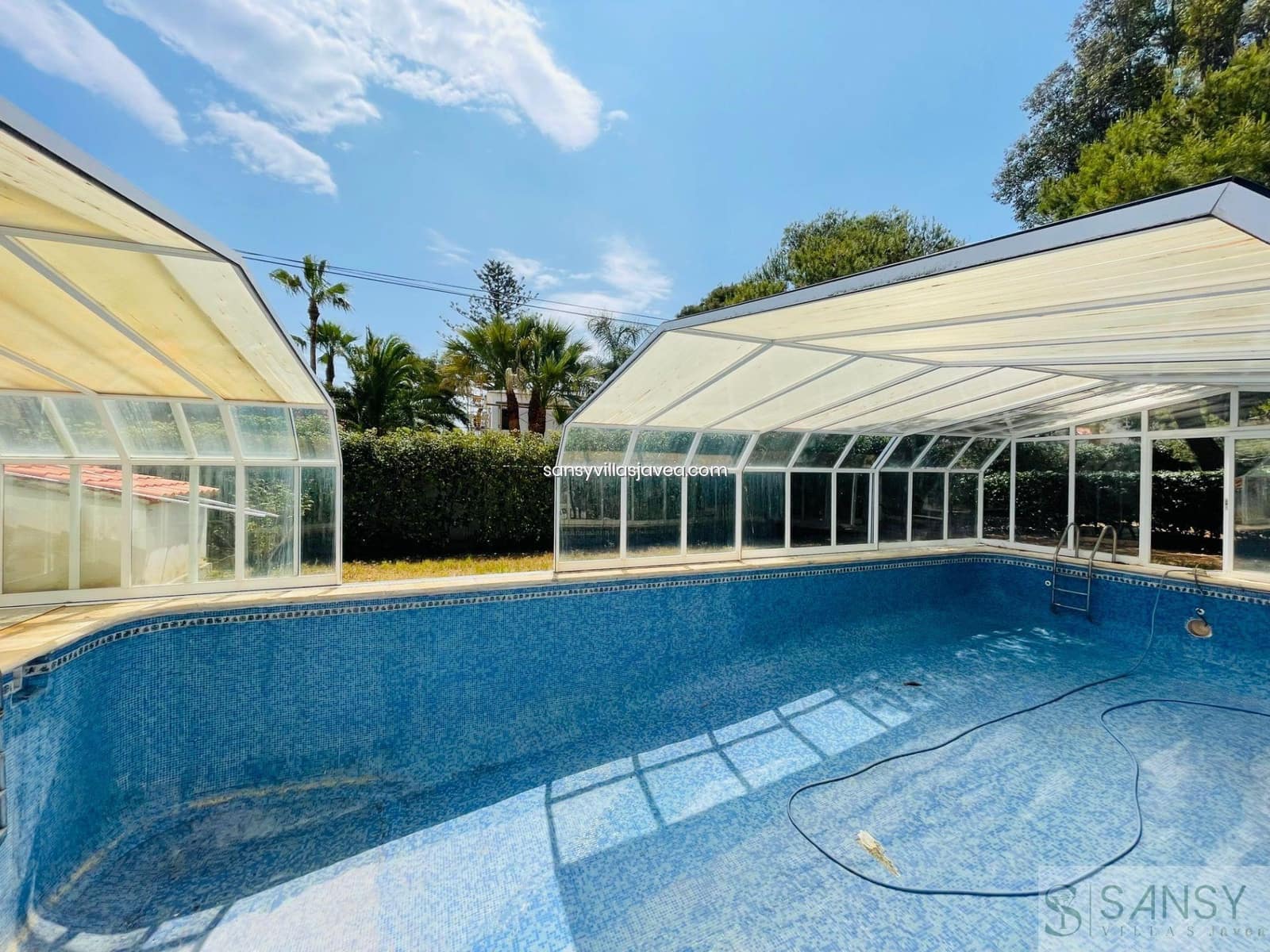 6 slaapkamer Villa te koop in Denia - € 3.380.000 (Ref: 9043877)