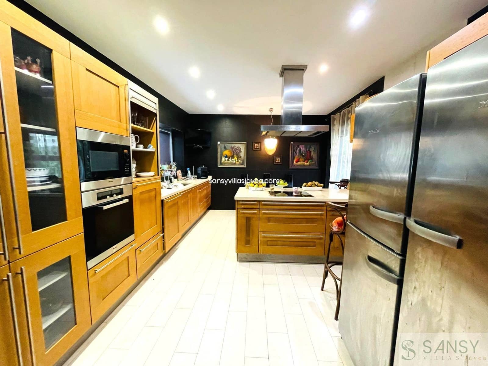 6 slaapkamer Villa te koop in Denia - € 3.380.000 (Ref: 9043877)