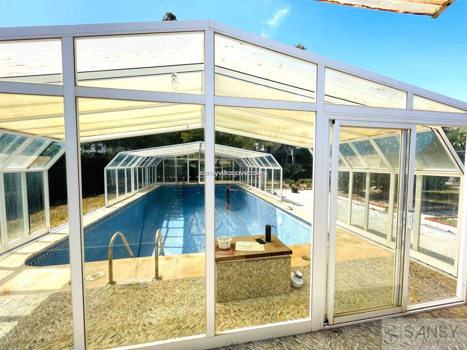 6 slaapkamer Villa te koop in Denia - € 3.380.000 (Ref: 9043877)