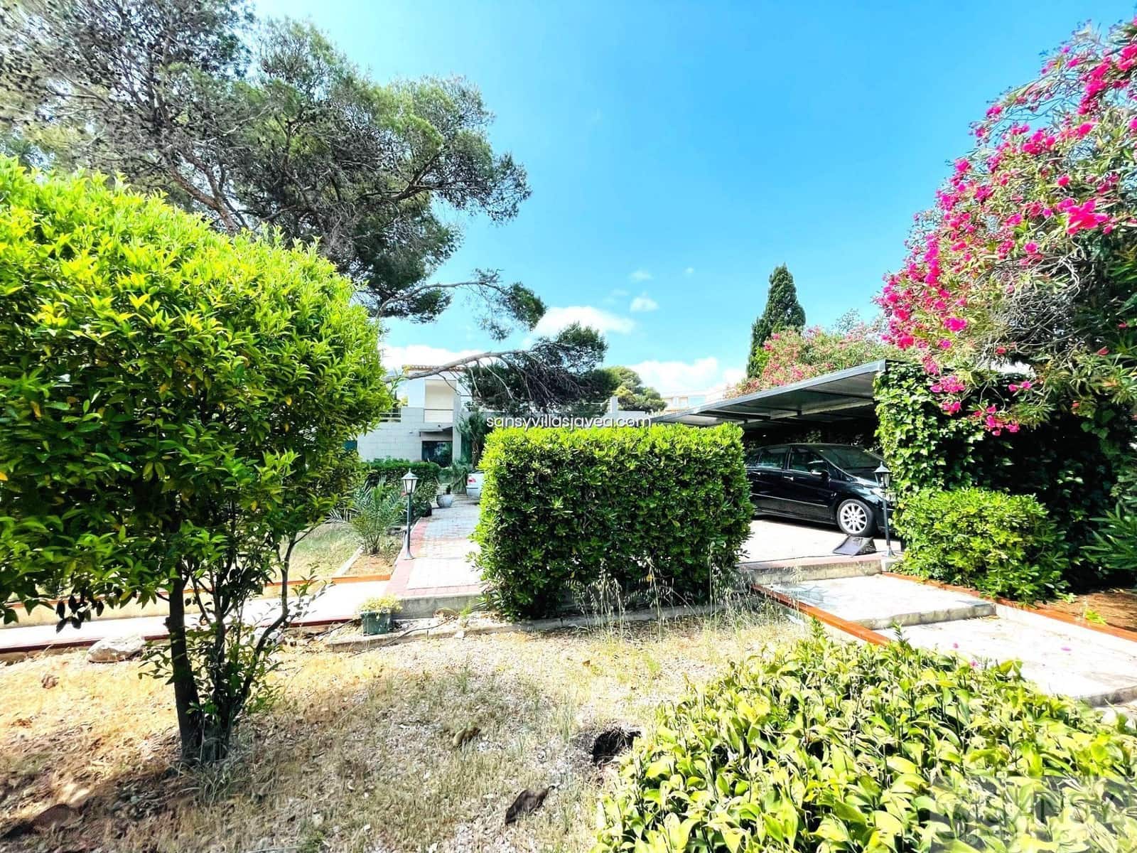 6 slaapkamer Villa te koop in Denia - € 3.380.000 (Ref: 9043877)