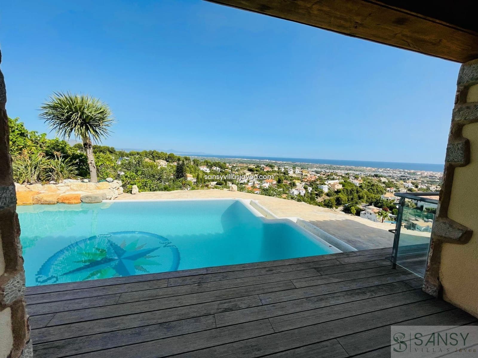 5 slaapkamer Villa te koop in Denia - € 1.250.000 (Ref: 9043878)