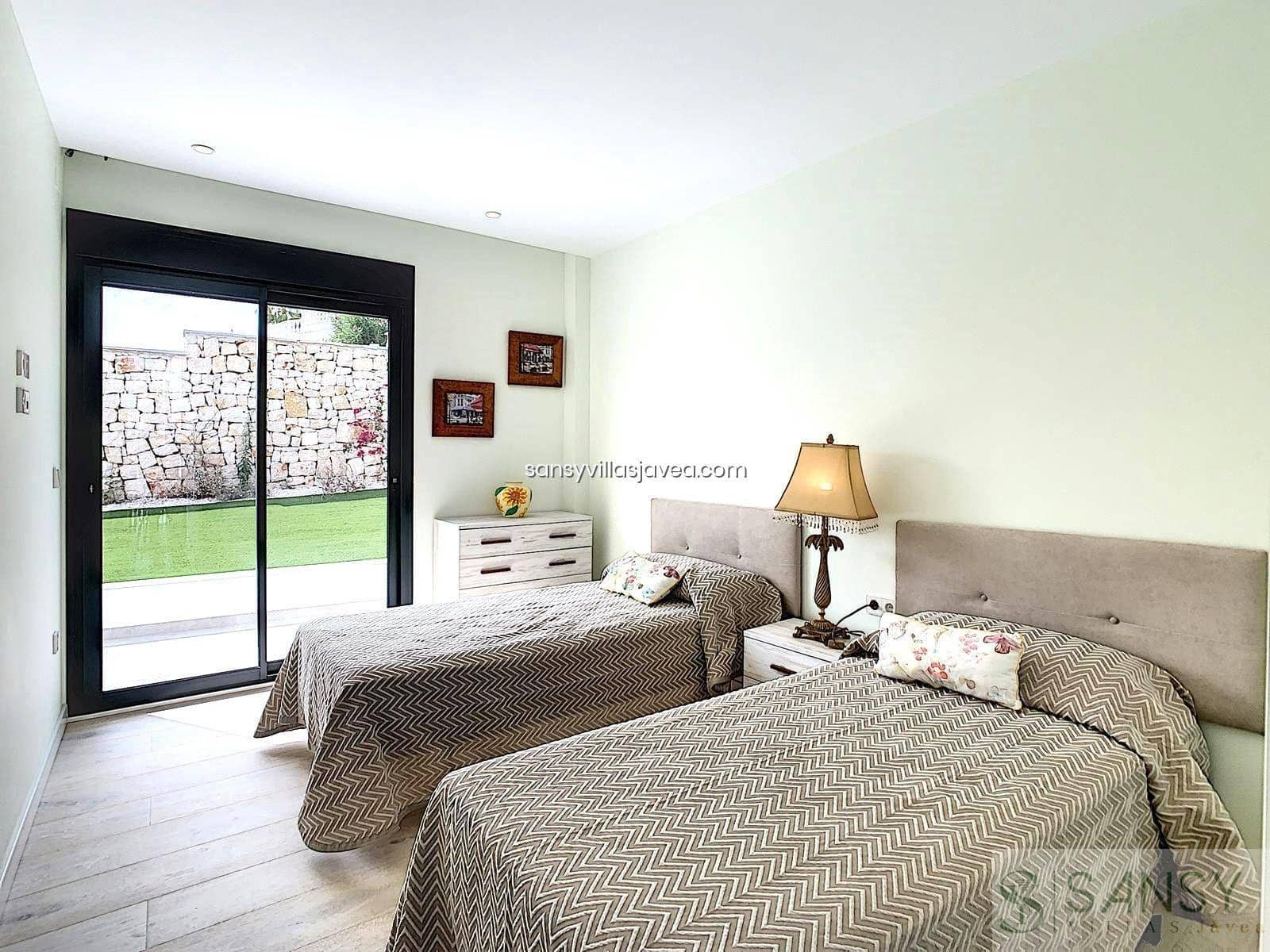 4 bedroom Villa for sale in Cumbre del Sol - € 1,185,000 (Ref: 9043880)