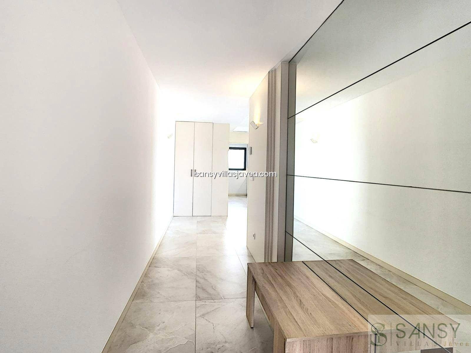 4 bedroom Villa for sale in Cumbre del Sol - € 1,185,000 (Ref: 9043880)