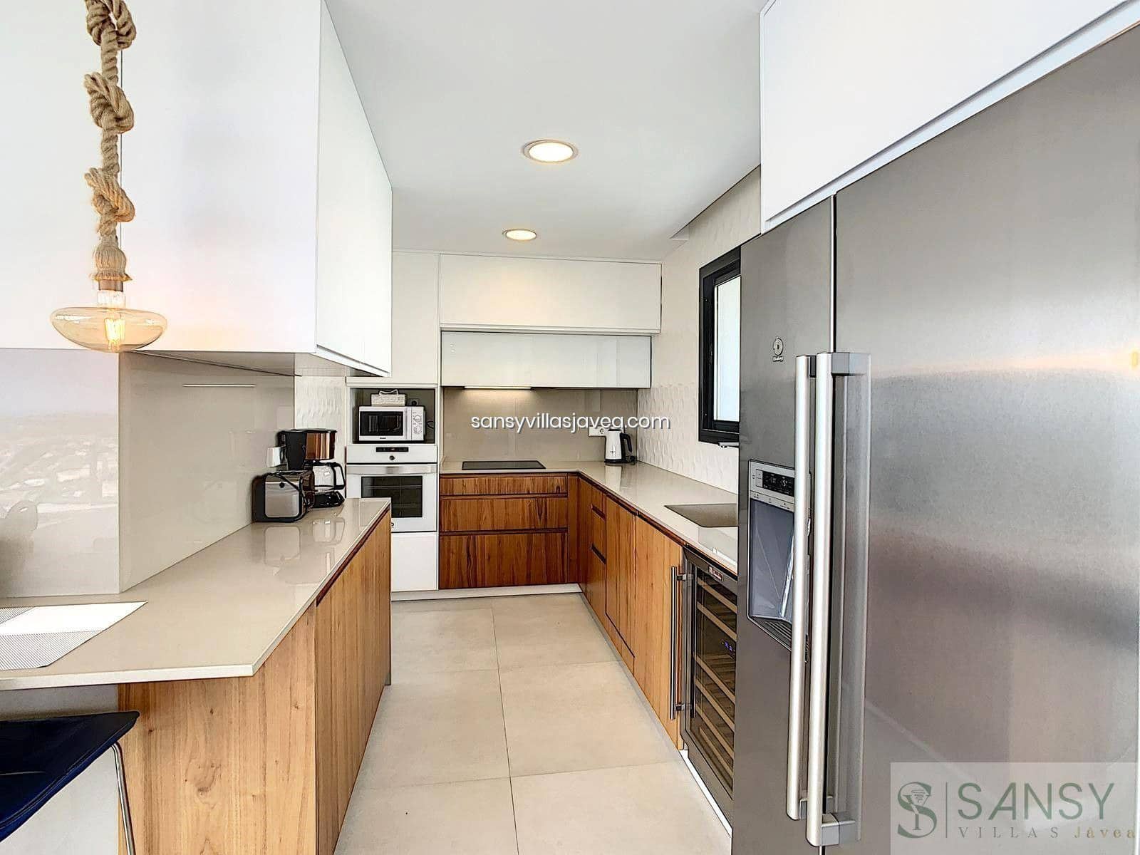 4 bedroom Villa for sale in Cumbre del Sol - € 1,185,000 (Ref: 9043880)