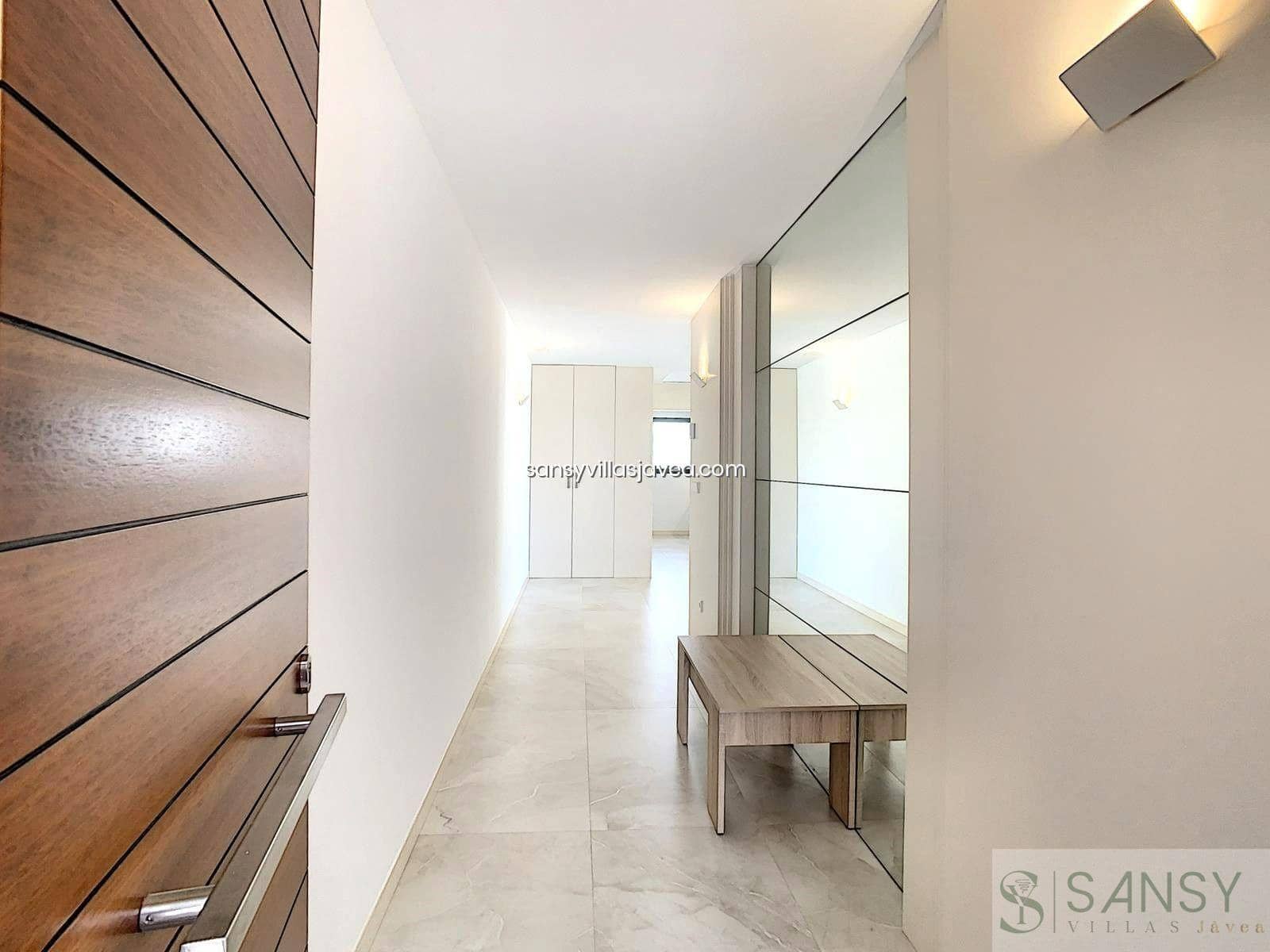 4 bedroom Villa for sale in Cumbre del Sol - € 1,185,000 (Ref: 9043880)