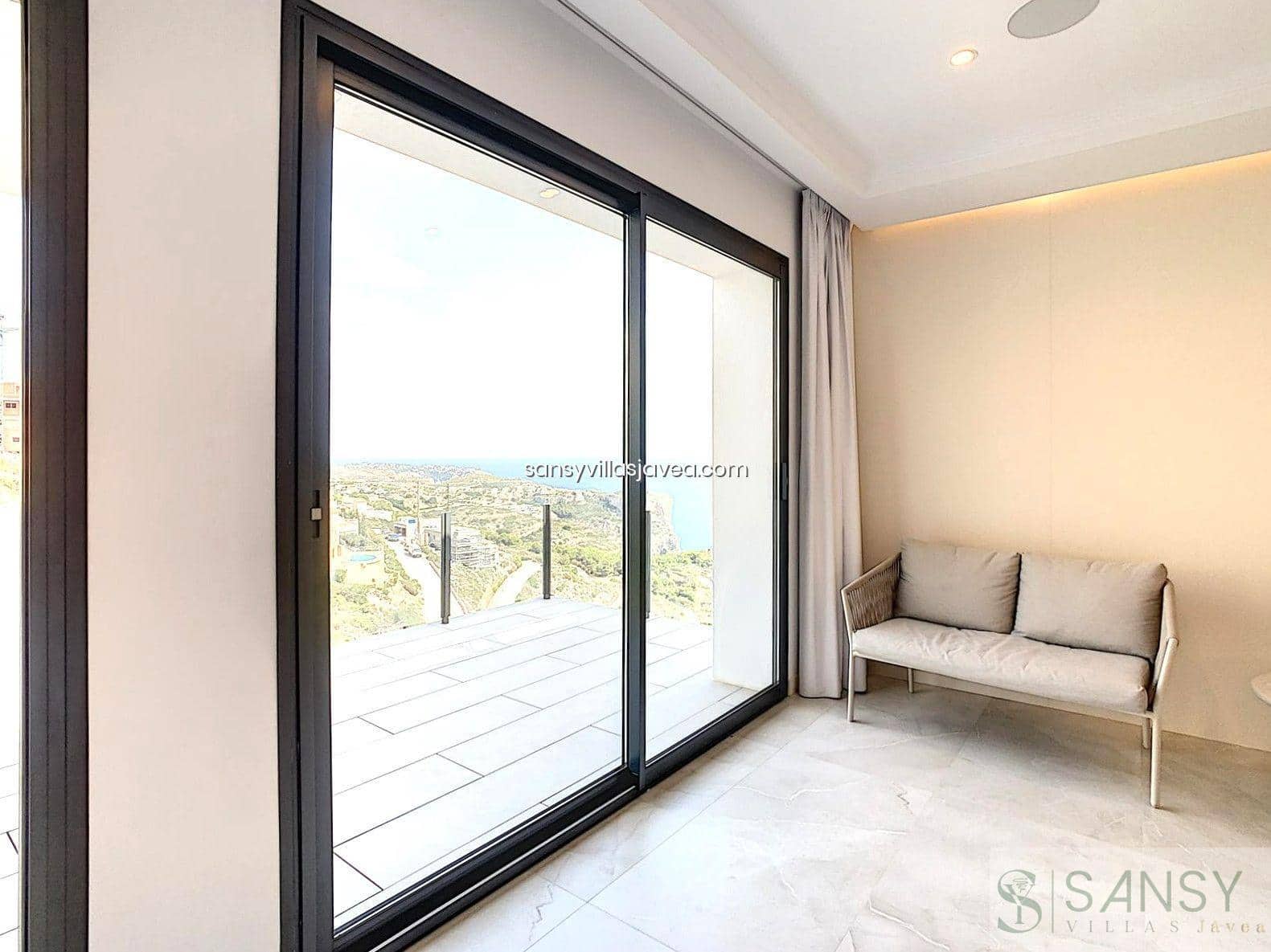 4 bedroom Villa for sale in Cumbre del Sol - € 1,185,000 (Ref: 9043880)