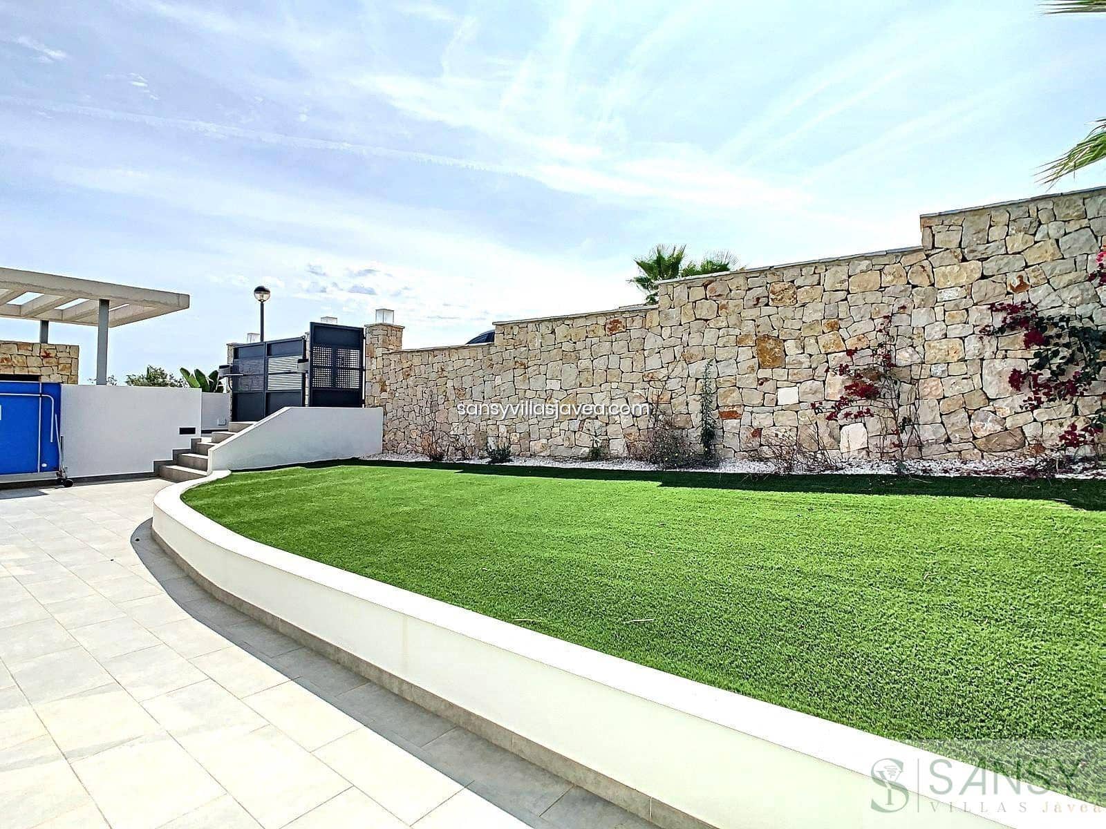 4 bedroom Villa for sale in Cumbre del Sol - € 1,185,000 (Ref: 9043880)