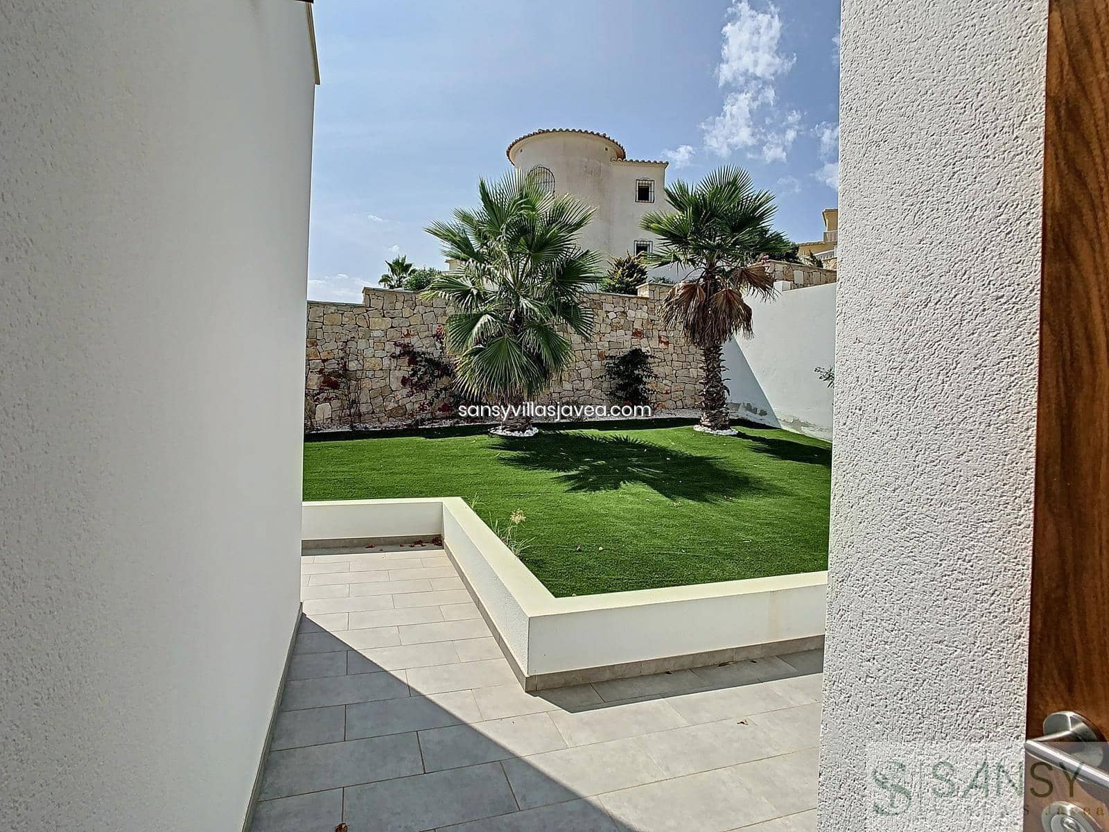 4 bedroom Villa for sale in Cumbre del Sol - € 1,185,000 (Ref: 9043880)