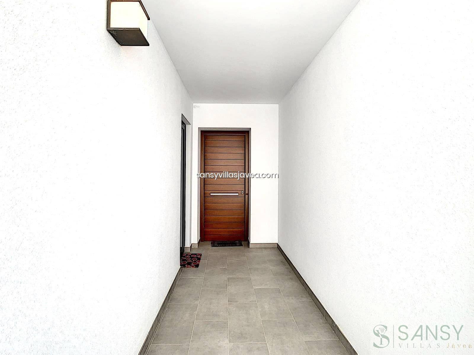 4 bedroom Villa for sale in Cumbre del Sol - € 1,185,000 (Ref: 9043880)