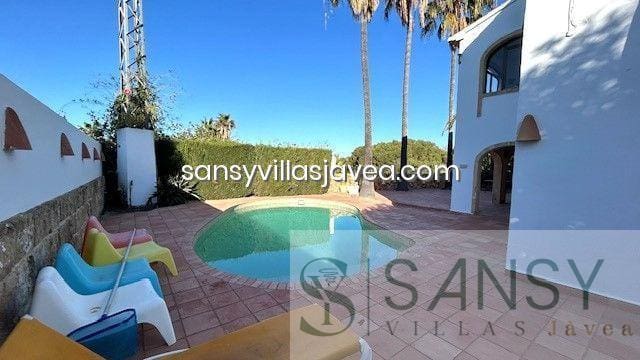 5 sypialnia Willa na sprzedaż w Cap Martí - El Tossalet - Pinomar, Javea / Xàbia - 670 000 € (Ref: 9043883)