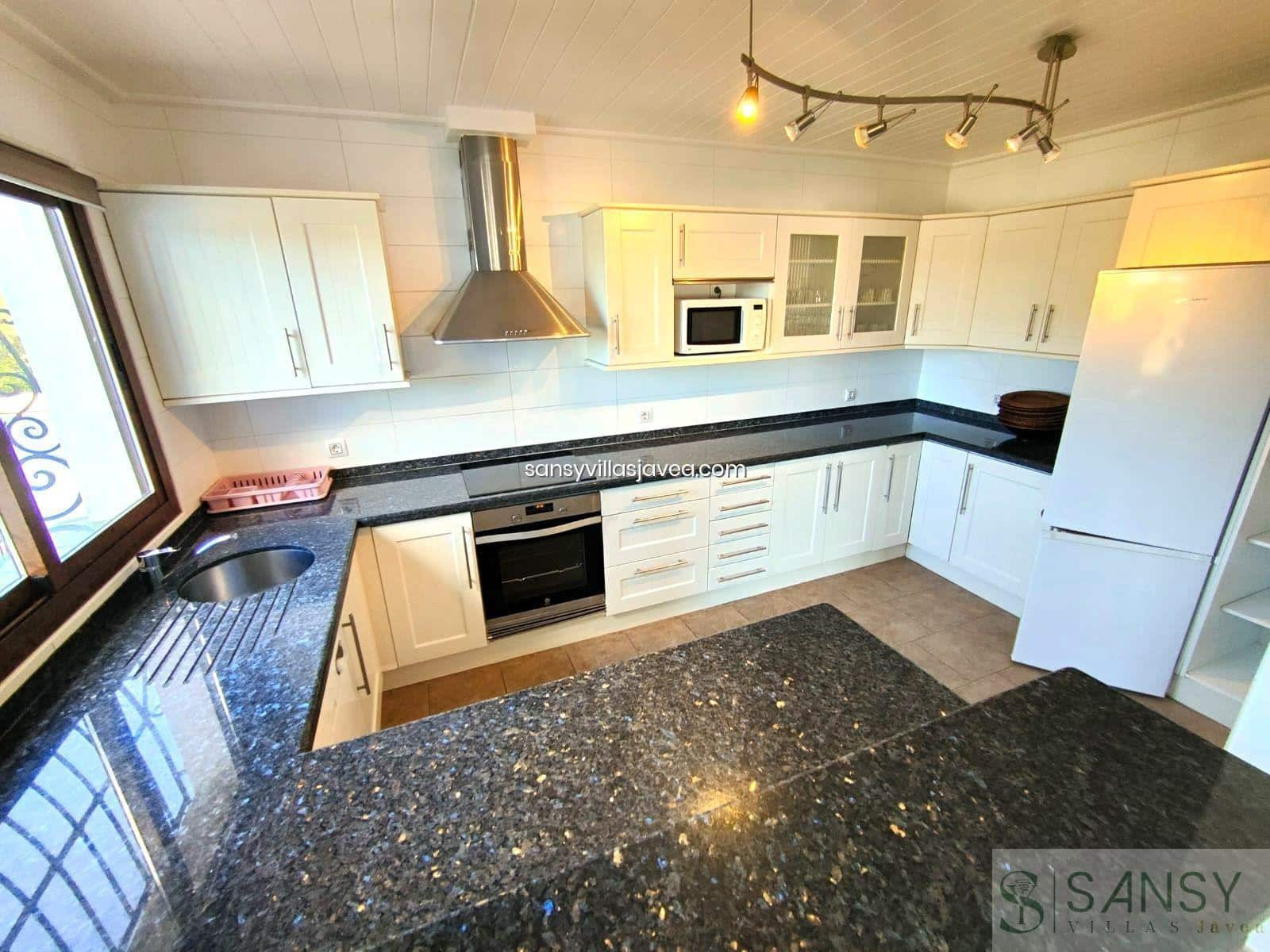 5 sypialnia Willa na sprzedaż w Javea / Xabia - 670 000 € (Ref: 9043883)