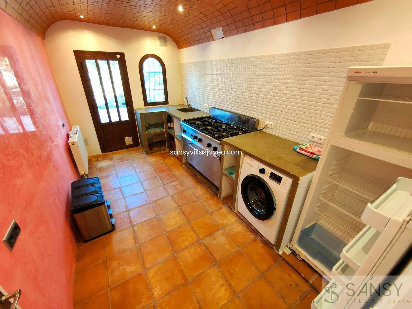 5 sypialnia Willa na sprzedaż w Javea / Xabia - 670 000 € (Ref: 9043883)