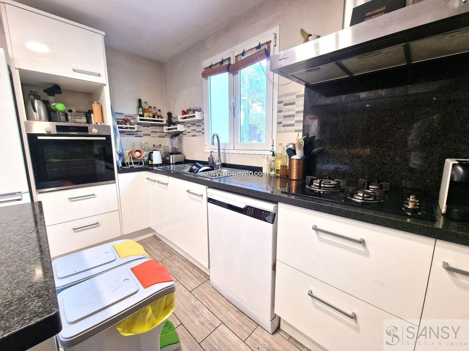 4 soveværelse Villa til salg i Javea / Xabia med garage - € 525.000 (Ref: 9043891)