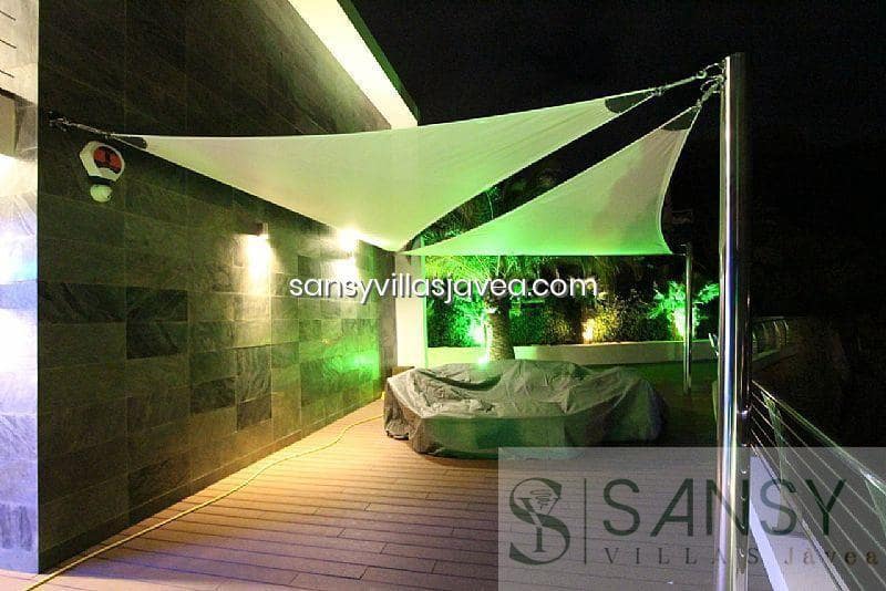 4 sovrum Villa till salu i Calpe / Calp med garage - 1 890 000 € (Ref: 9043893)