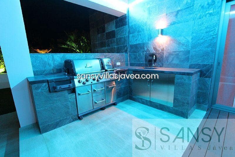 4 sovrum Villa till salu i Calpe / Calp med garage - 1 890 000 € (Ref: 9043893)