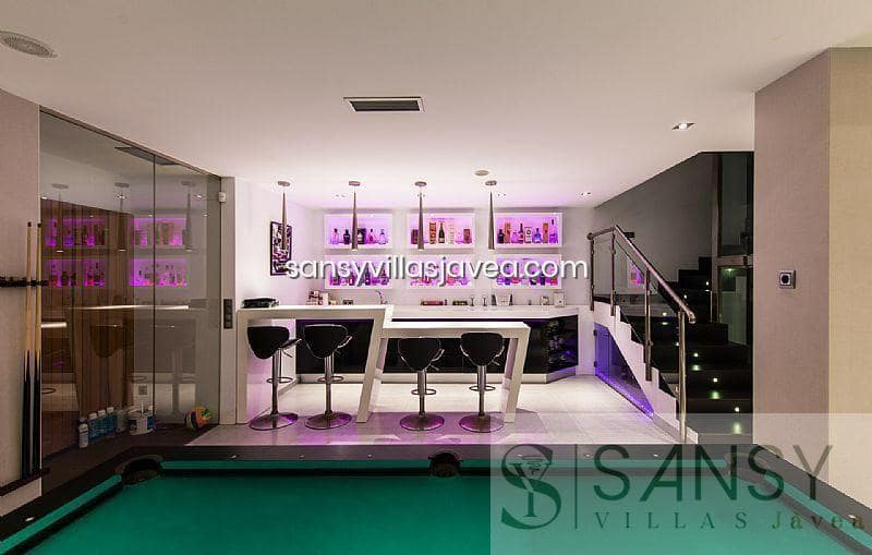 4 sovrum Villa till salu i Calpe / Calp med garage - 1 890 000 € (Ref: 9043893)