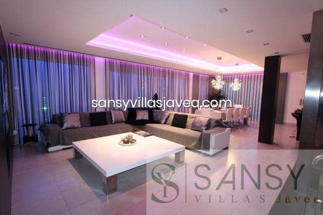 4 sovrum Villa till salu i Calpe / Calp med garage - 1 890 000 € (Ref: 9043893)