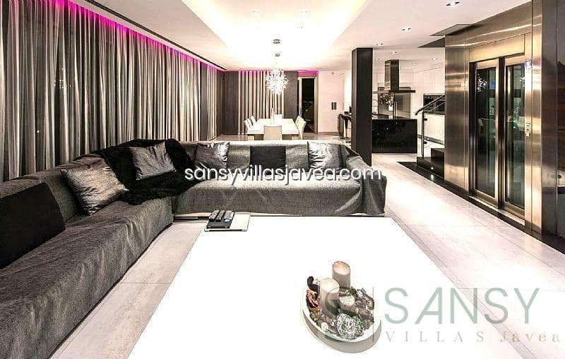 4 sovrum Villa till salu i Calpe / Calp med garage - 1 890 000 € (Ref: 9043893)