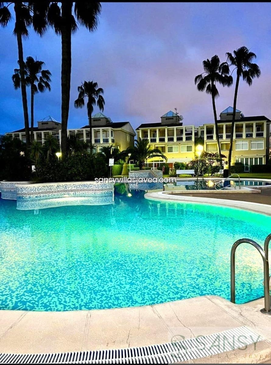 2 sovrum Lägenhet till salu i Denia med pool garage - 290 000 € (Ref: 9043895)