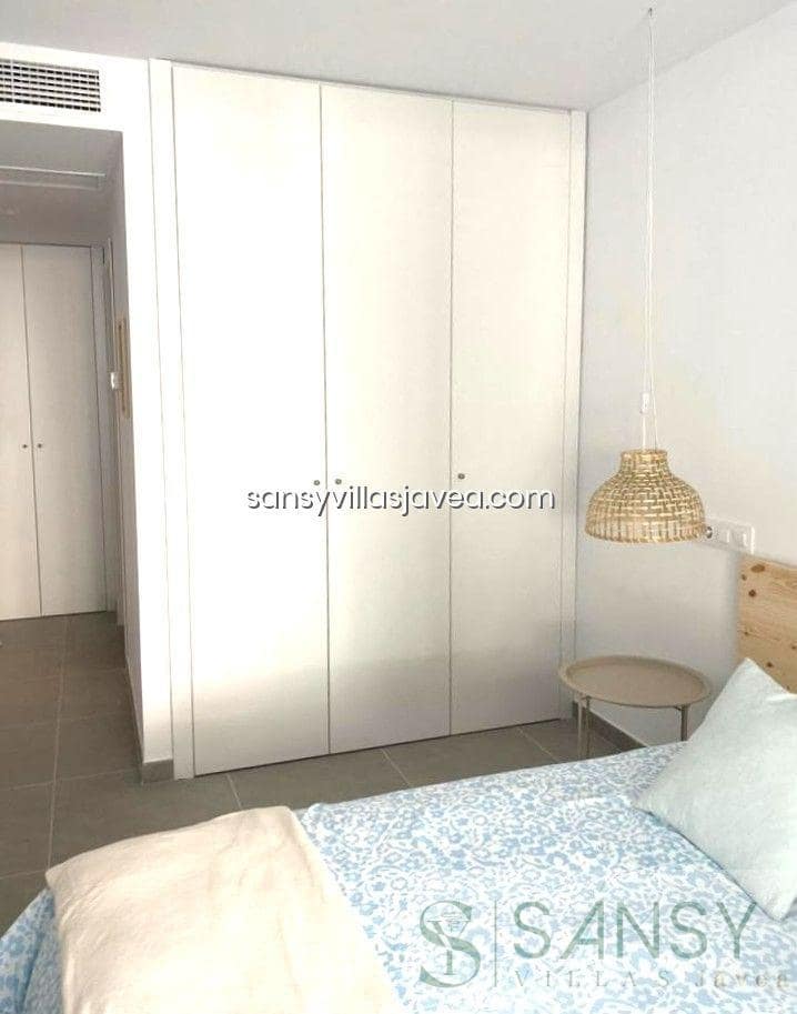 Apartamento de 3 habitaciones en Javea / Xàbia en alquiler con piscina garaje - 1.600 € (Ref: 9047188)